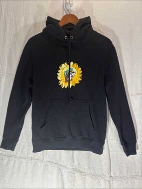 Buc-ee’s You Are My Sunshine Black Sunflower Graphic Hoodie Size S Like New